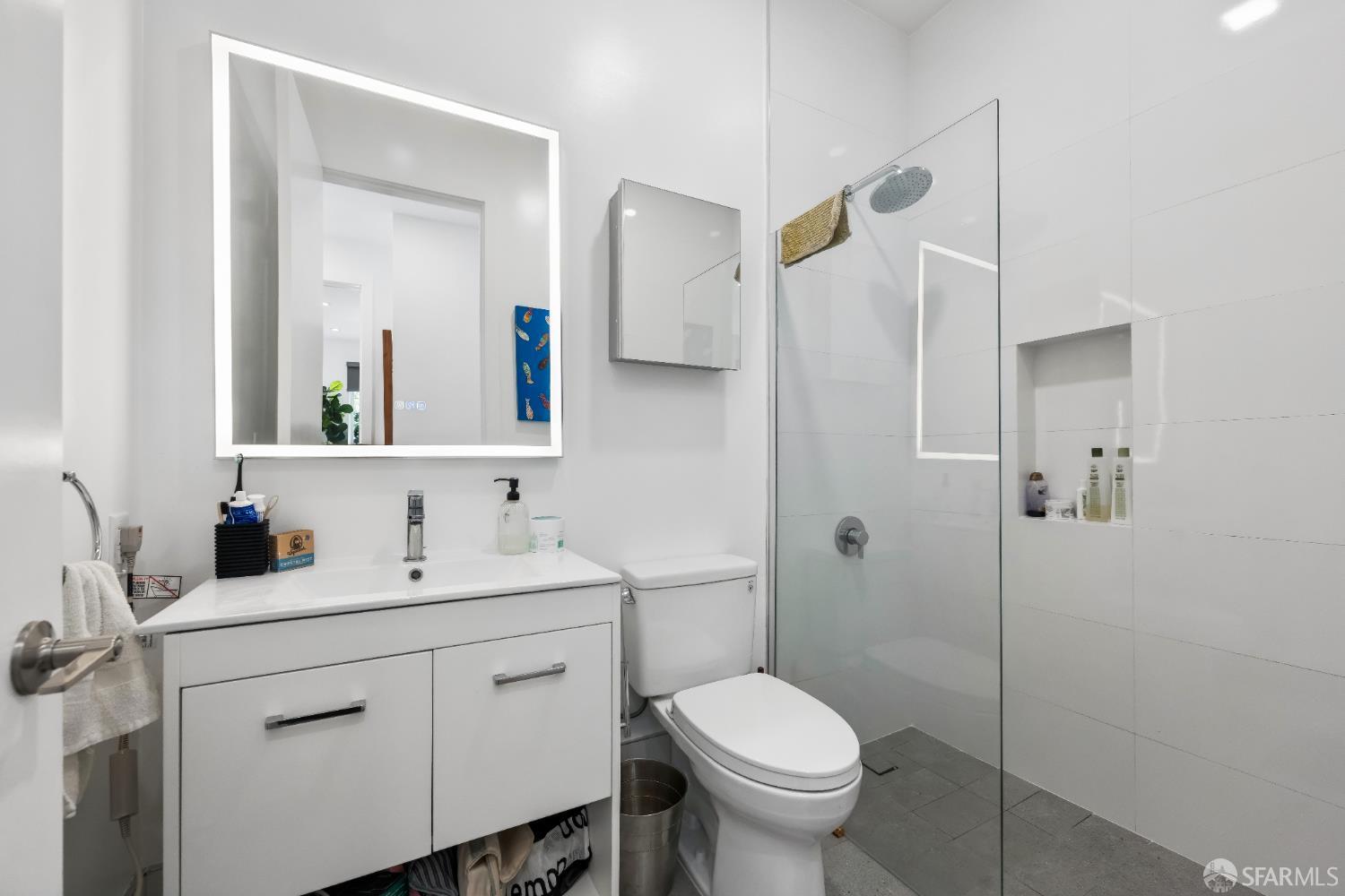 Detail Gallery Image 8 of 16 For 1756 Broadway St, San Francisco,  CA 94123 - – Beds | – Baths