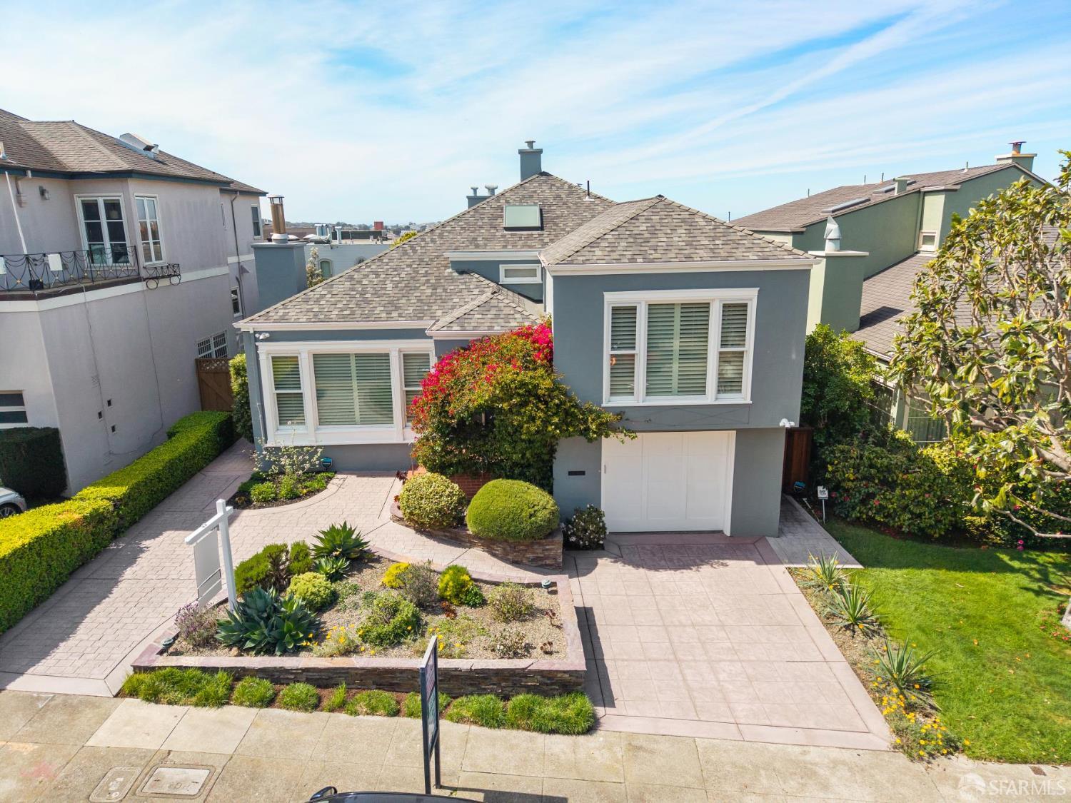 Detail Gallery Image 89 of 94 For 79 Collins St, San Francisco,  CA 94109 - 5 Beds | 3/1 Baths