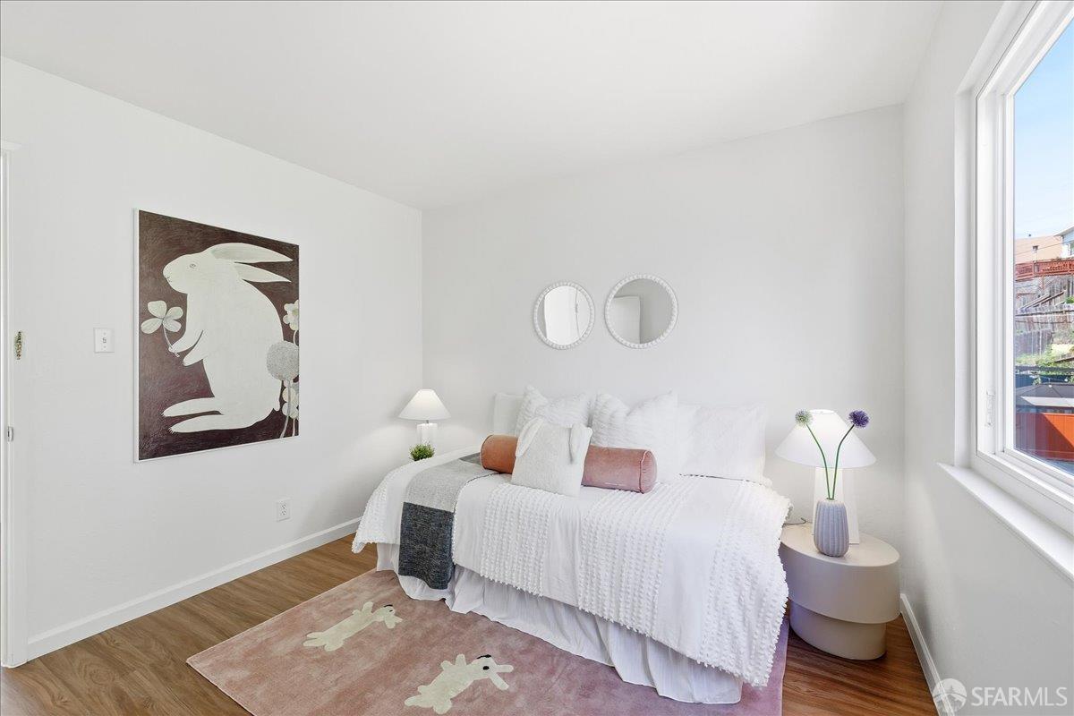 Detail Gallery Image 27 of 60 For 104 Dorado Ter, San Francisco,  CA 94112 - 5 Beds | 3/1 Baths