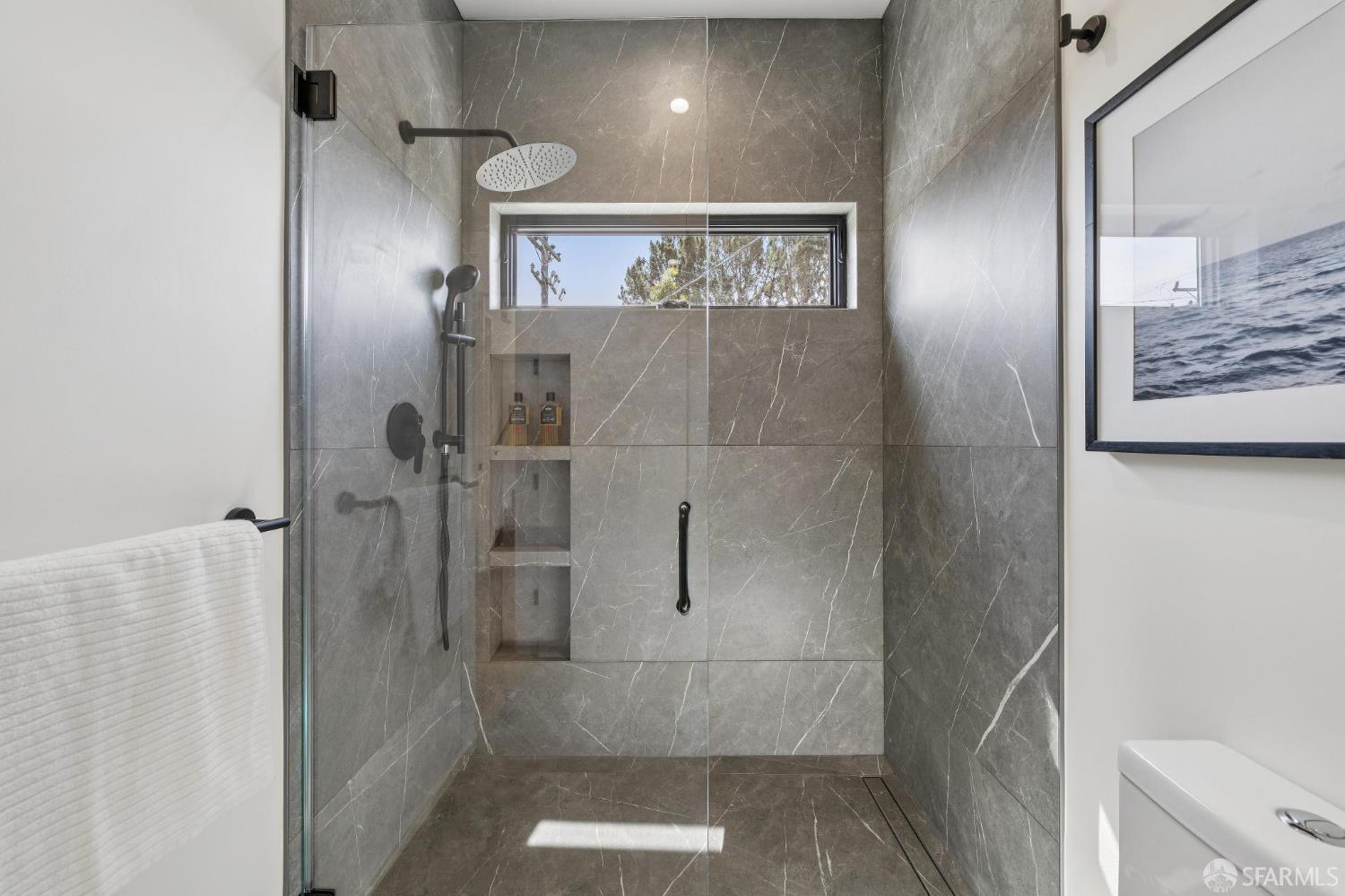 Photo #23: 426114756 Listing: Photo #23