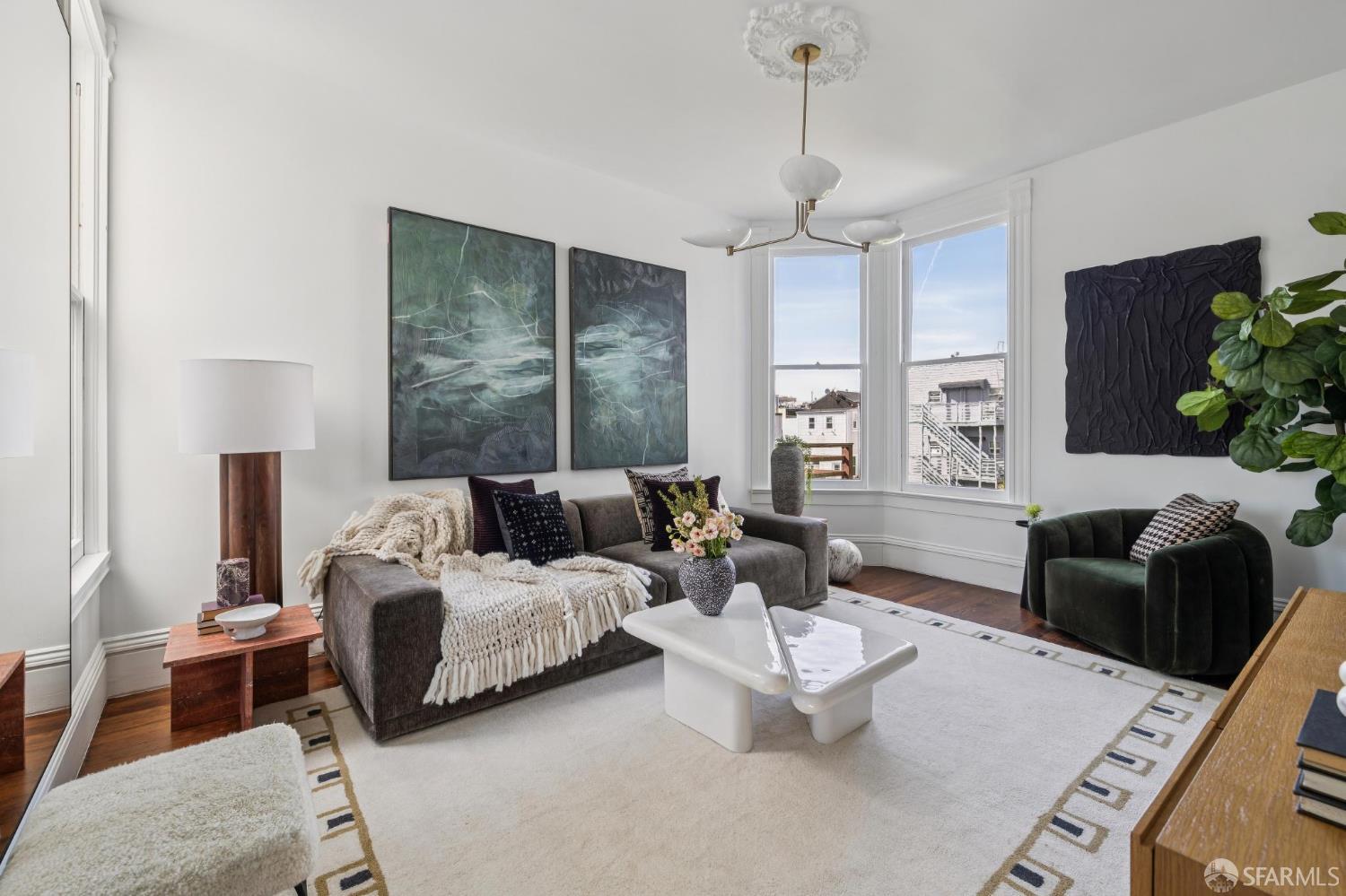 Photo #4: 426116036 Listing: Photo #4