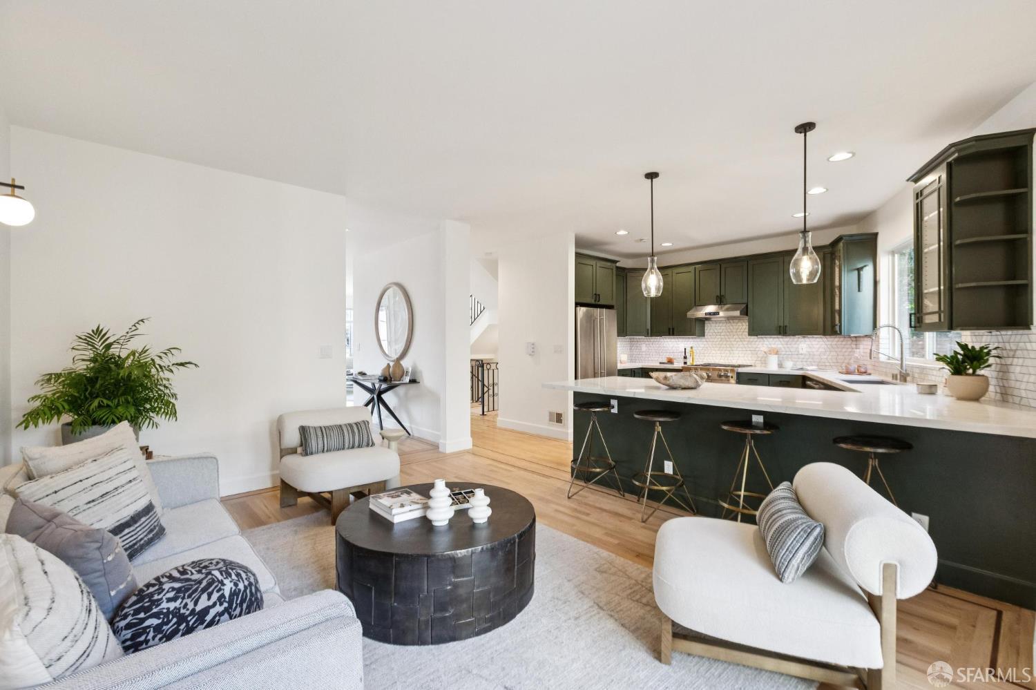 Detail Gallery Image 27 of 74 For 2473 Diamond St, San Francisco,  CA 94131 - 3 Beds | 2/1 Baths