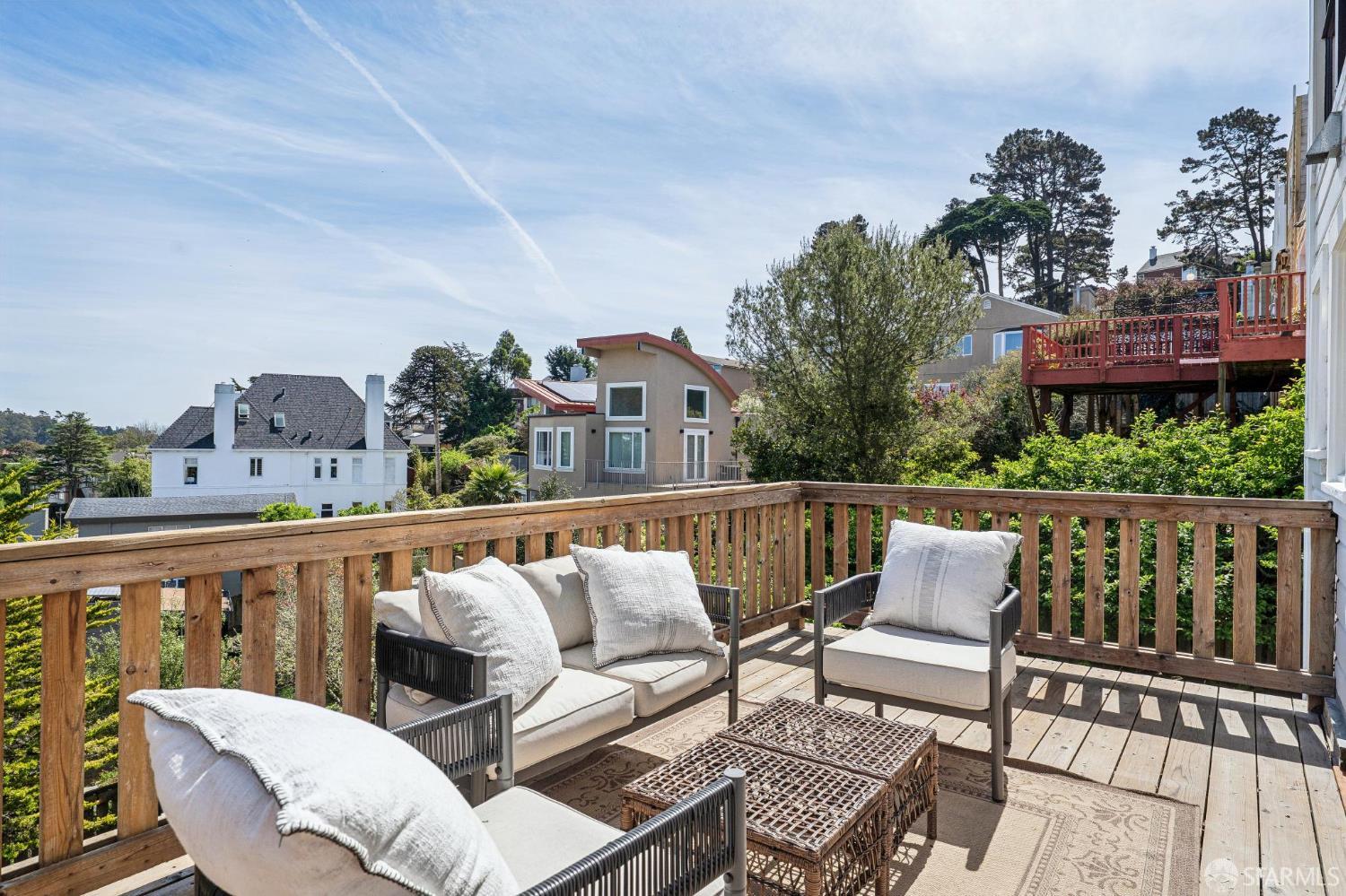 Detail Gallery Image 35 of 64 For 2062 10th Ave, San Francisco,  CA 94116 - 4 Beds | 2 Baths