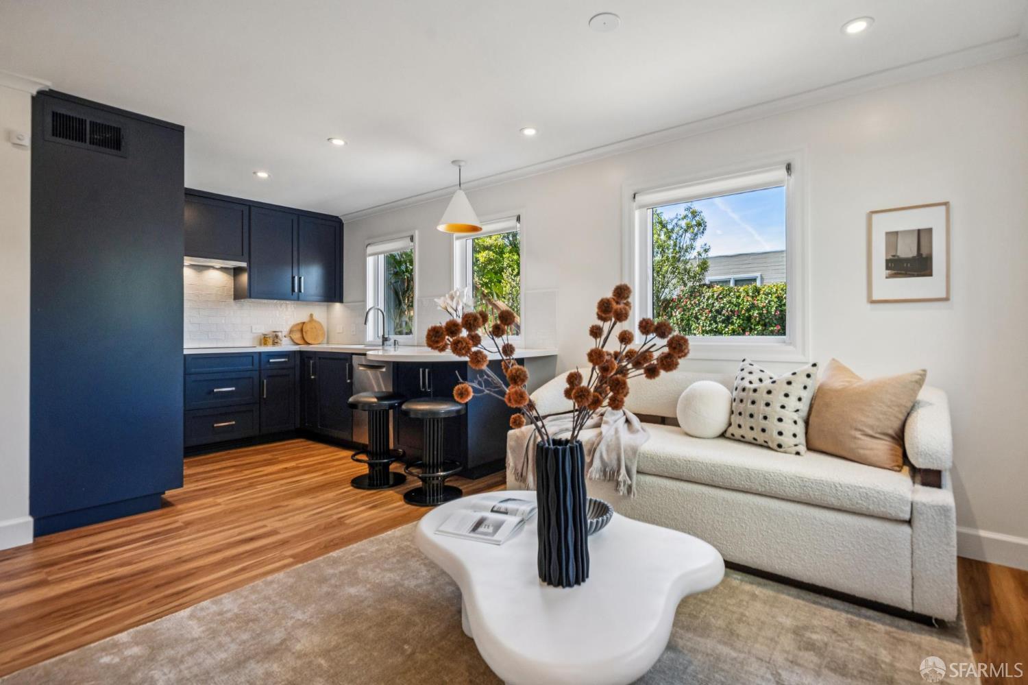 Detail Gallery Image 57 of 94 For 79 Collins St, San Francisco,  CA 94109 - 5 Beds | 3/1 Baths