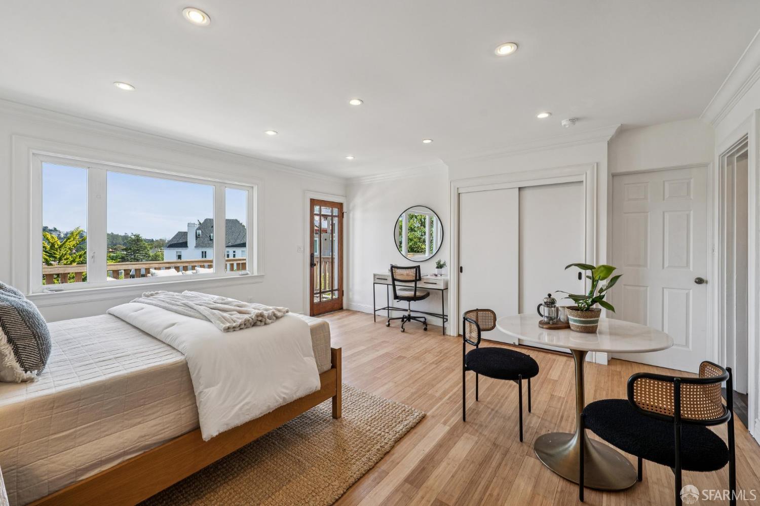 Detail Gallery Image 33 of 64 For 2062 10th Ave, San Francisco,  CA 94116 - 4 Beds | 2 Baths