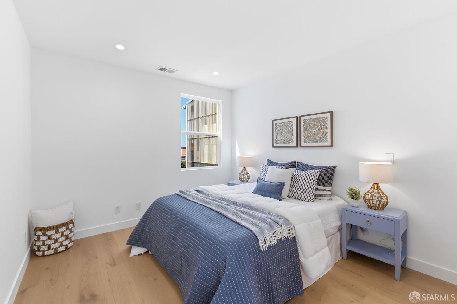 Detail Gallery Image 50 of 93 For 2479 31st Ave, San Francisco,  CA 94116 - 5 Beds | 4 Baths