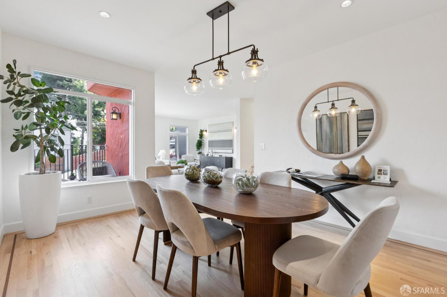 Detail Gallery Image 22 of 74 For 2473 Diamond St, San Francisco,  CA 94131 - 3 Beds | 2/1 Baths