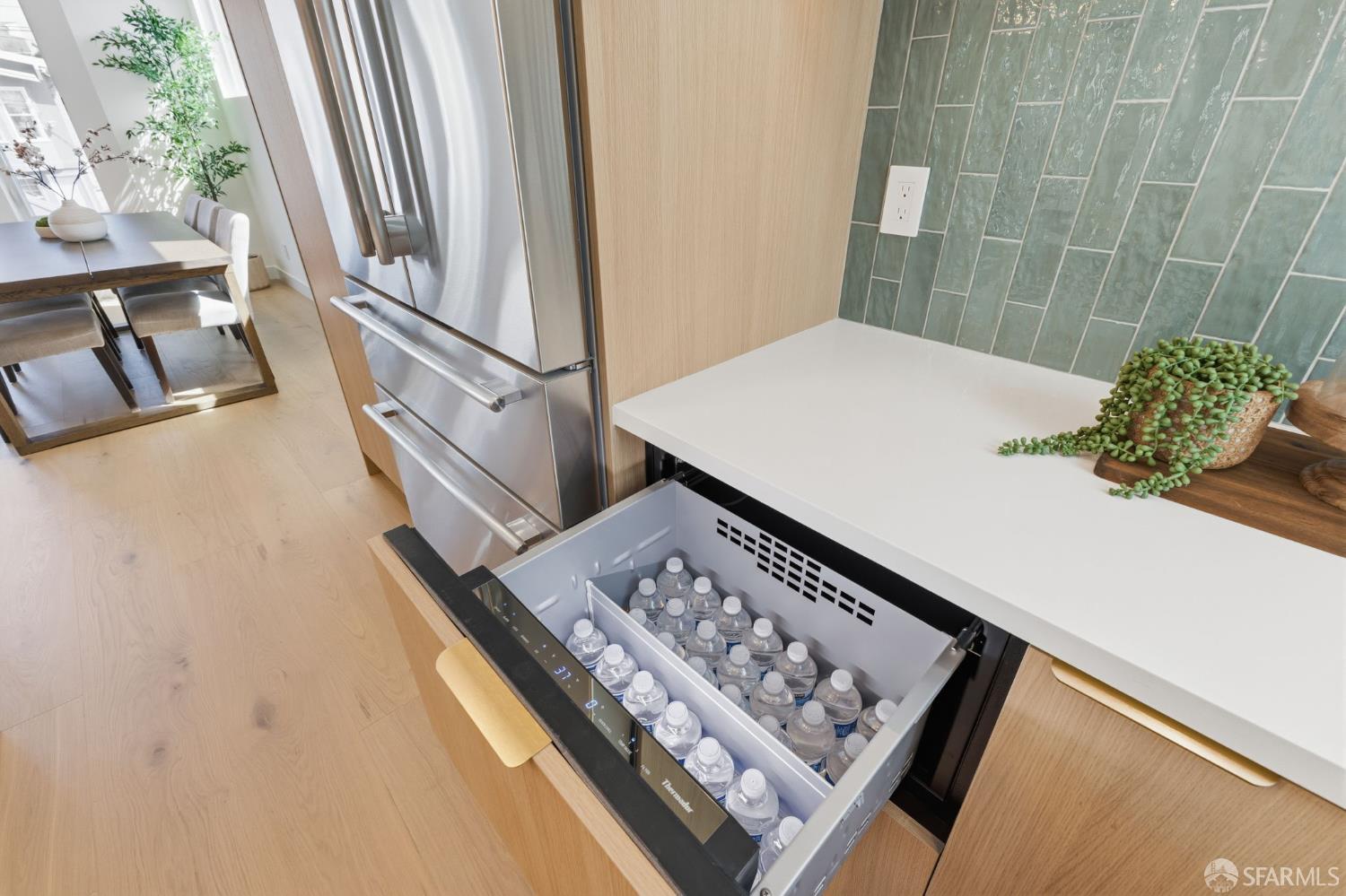 Detail Gallery Image 14 of 93 For 2479 31st Ave, San Francisco,  CA 94116 - 5 Beds | 4 Baths