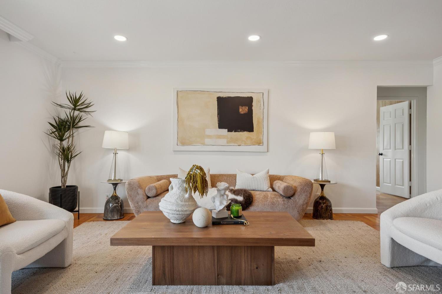 Detail Gallery Image 8 of 59 For 2031 Pinecrest Dr, San Bruno,  CA 94066 - 5 Beds | 4 Baths