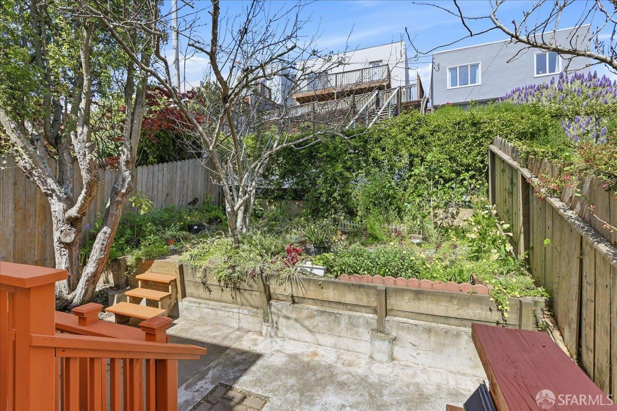 Detail Gallery Image 55 of 60 For 104 Dorado Ter, San Francisco,  CA 94112 - 5 Beds | 3/1 Baths