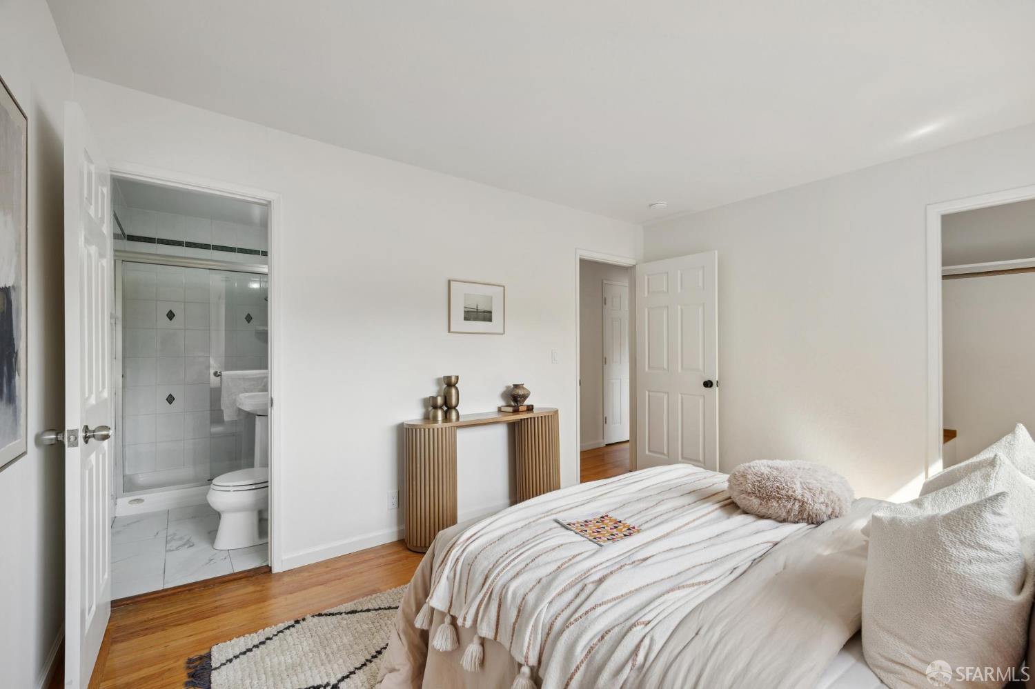 Detail Gallery Image 22 of 59 For 2031 Pinecrest Dr, San Bruno,  CA 94066 - 5 Beds | 4 Baths