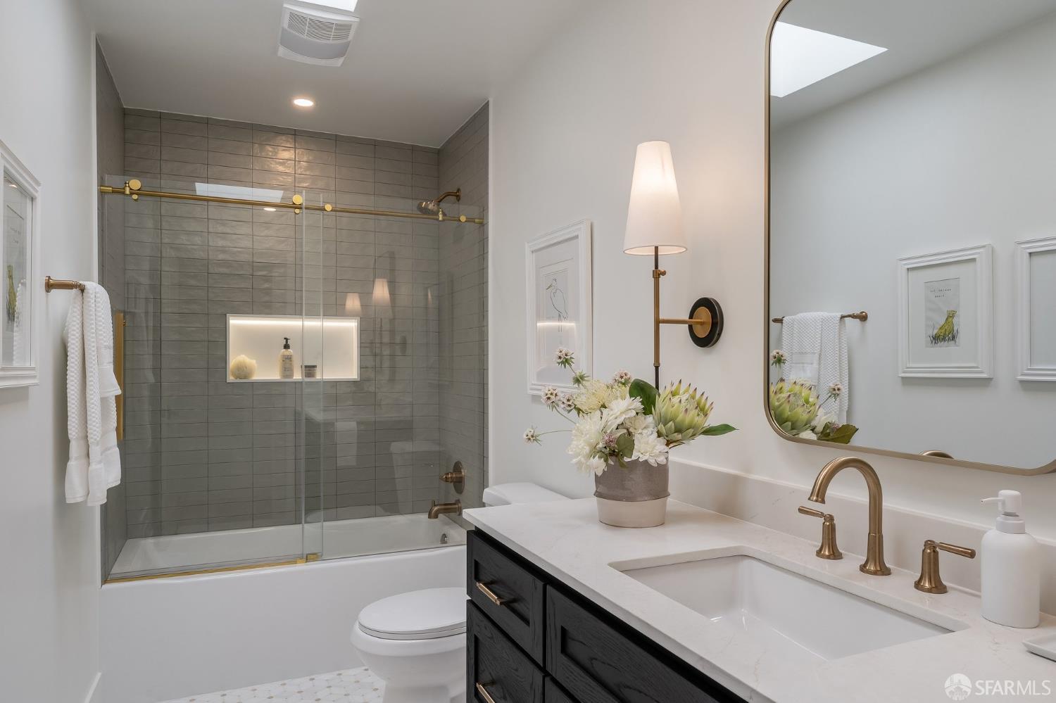 Detail Gallery Image 56 of 77 For 249 Gold Mine Dr, San Francisco,  CA 94131 - 4 Beds | 3 Baths