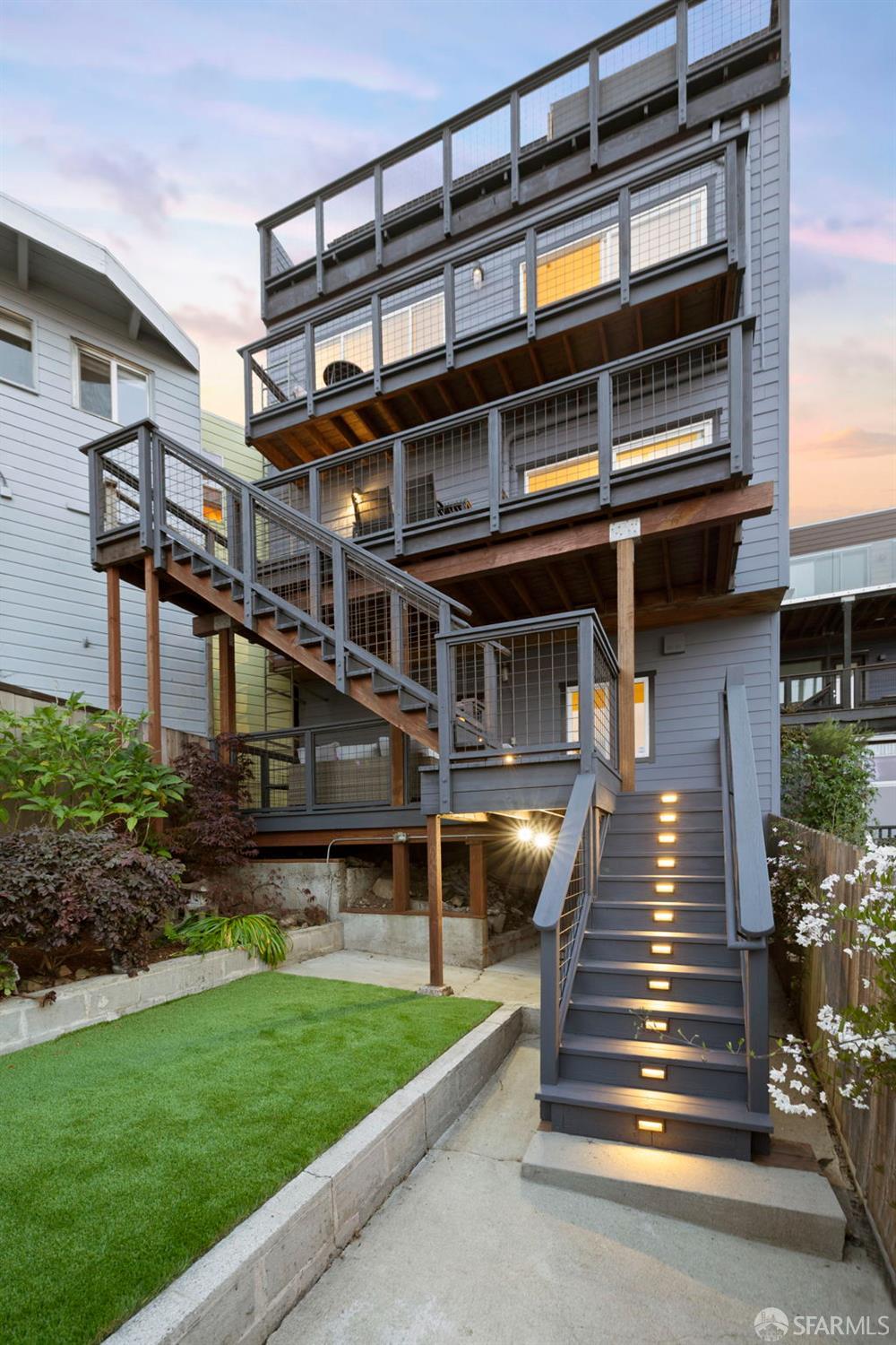 Detail Gallery Image 27 of 75 For 199 Margaret Ave, San Francisco,  CA 94112 - 5 Beds | 3 Baths