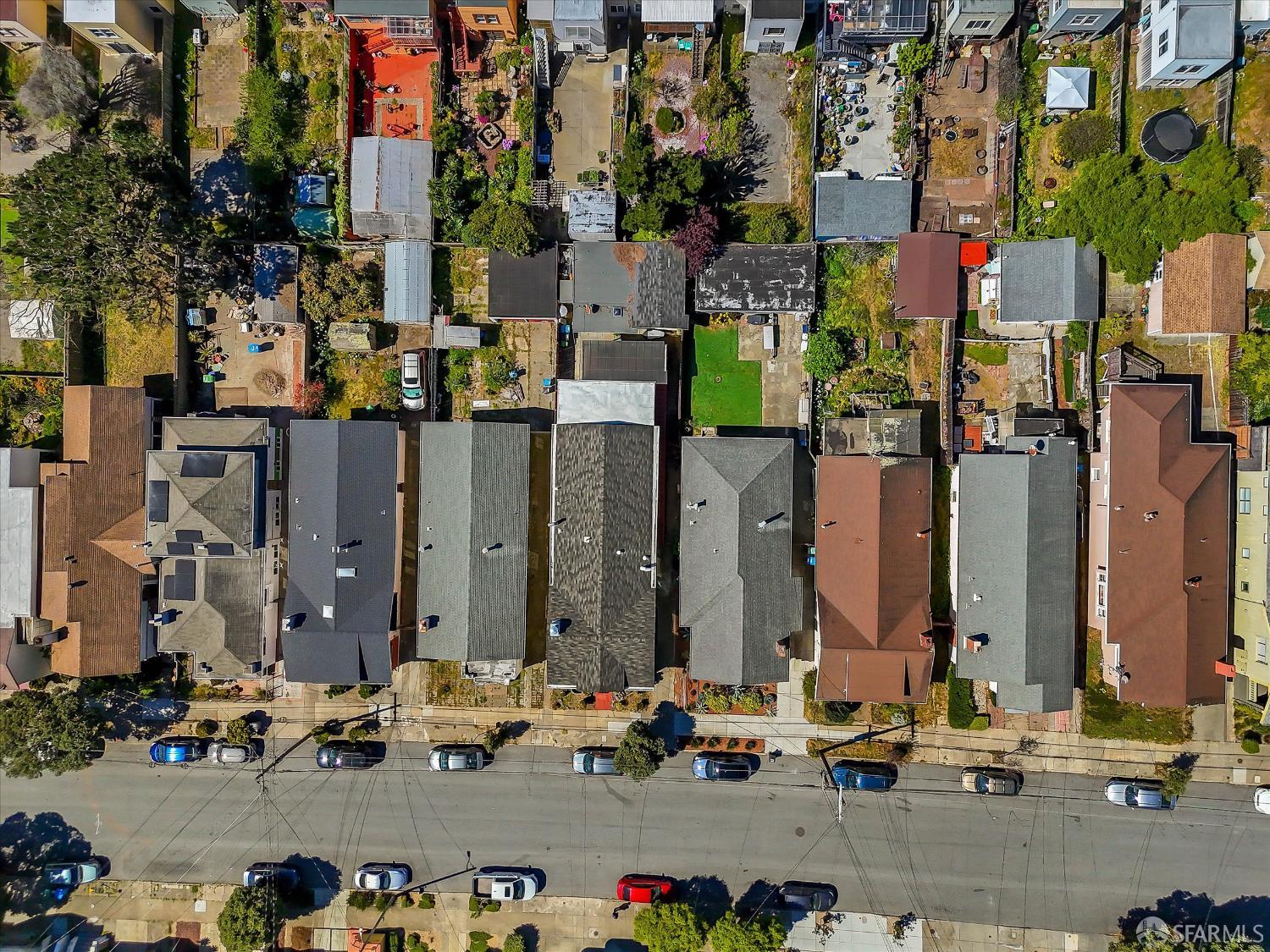 Detail Gallery Image 13 of 31 For 757 44th Ave, San Francisco,  CA 94121 - 4 Beds | 2 Baths