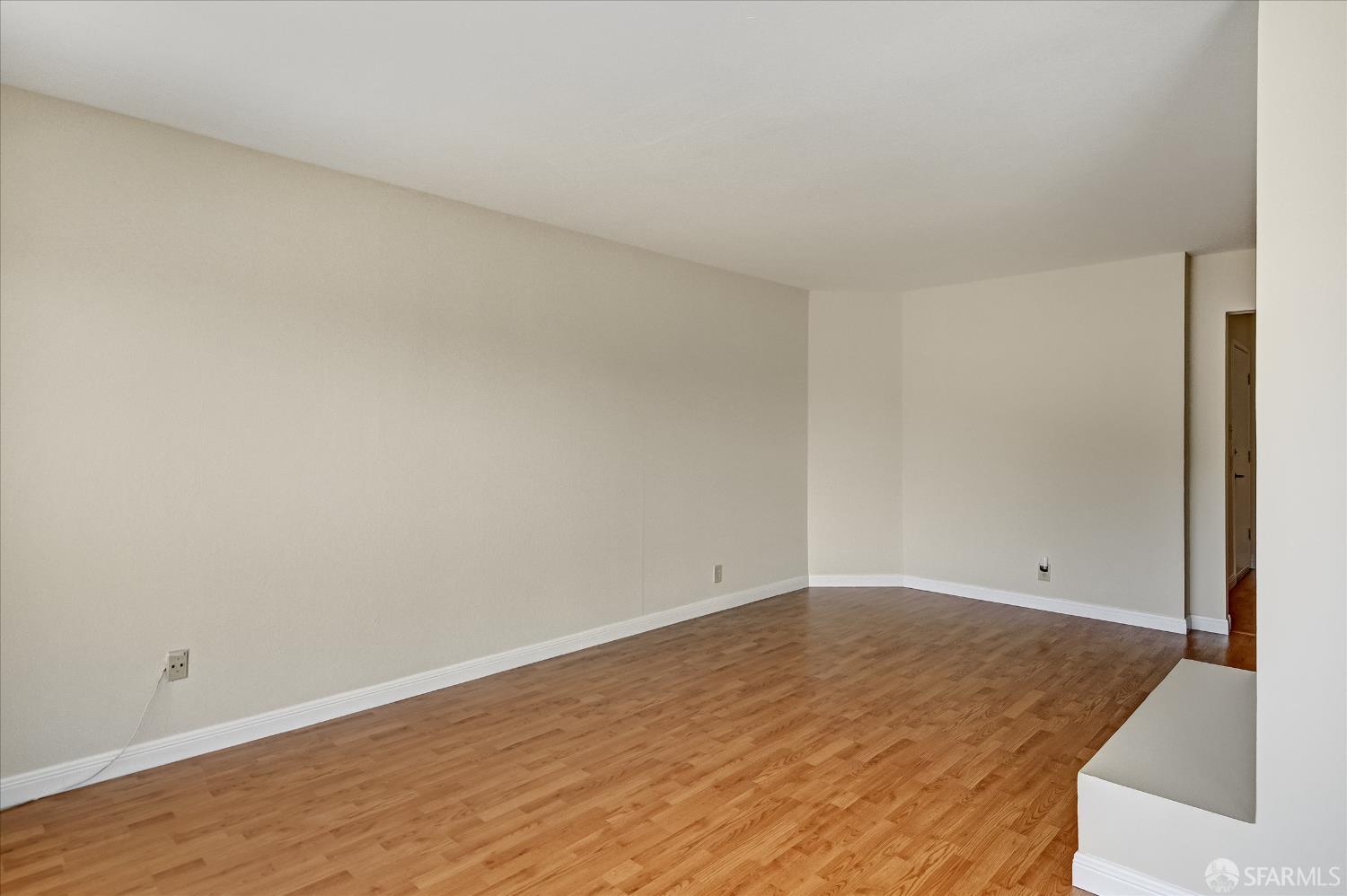 Detail Gallery Image 7 of 35 For 166 Museum Way, San Francisco,  CA 94114 - 2 Beds | 1/1 Baths