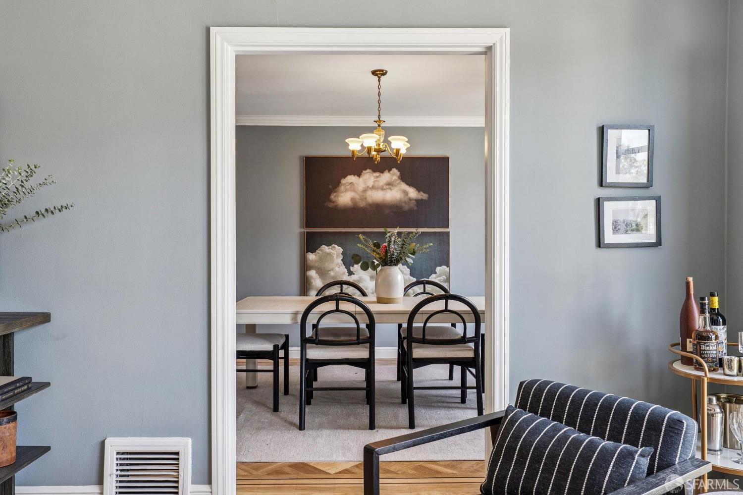 Detail Gallery Image 11 of 64 For 2062 10th Ave, San Francisco,  CA 94116 - 4 Beds | 2 Baths