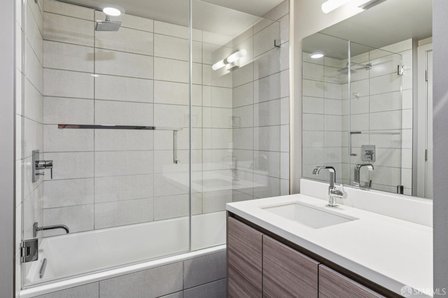 Detail Gallery Image 20 of 59 For 708 Long Bridge St #1109,  San Francisco,  CA 94158 - 3 Beds | 3 Baths