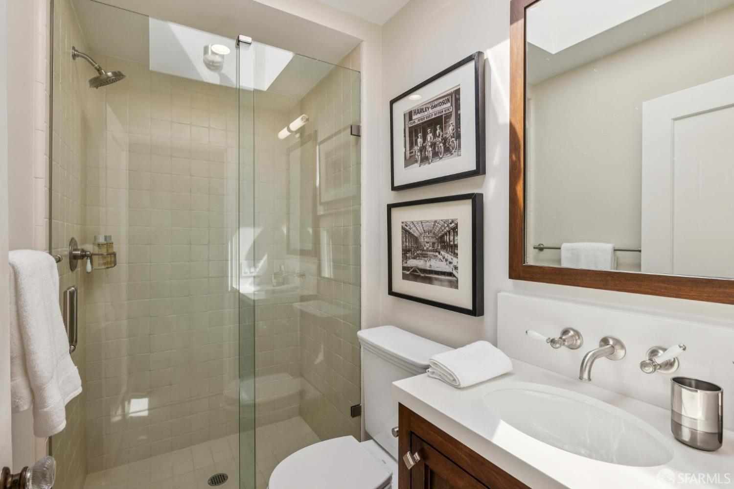 Detail Gallery Image 51 of 62 For 2684 Green St, San Francisco,  CA 94123 - 4 Beds | 4/1 Baths