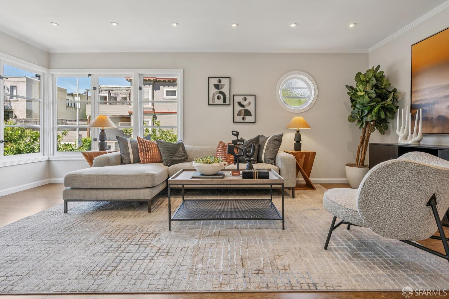 Detail Gallery Image 12 of 44 For 4901 17th St, San Francisco,  CA 94117 - 2 Beds | 1 Baths