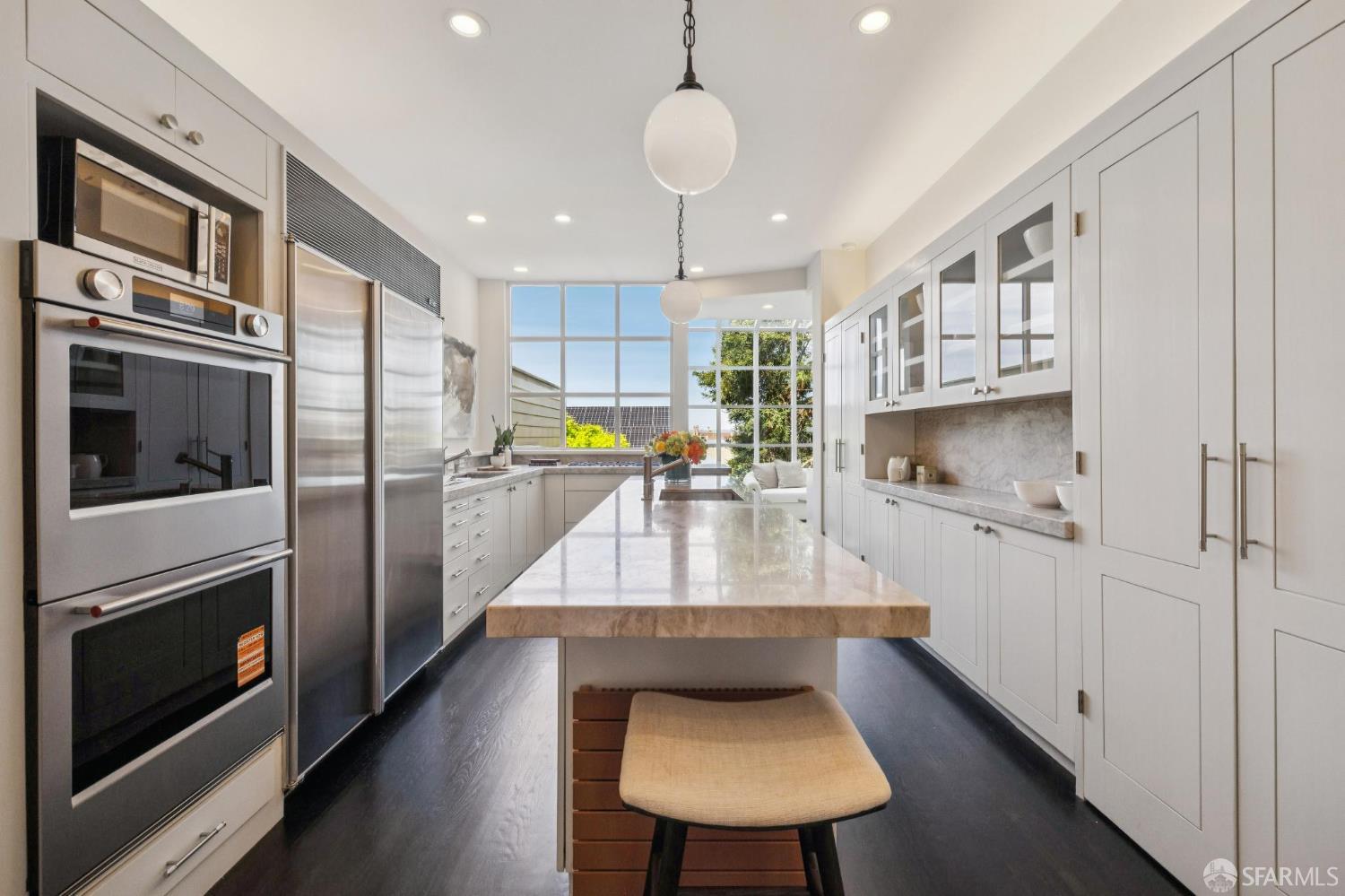 Detail Gallery Image 18 of 62 For 2684 Green St, San Francisco,  CA 94123 - 4 Beds | 4/1 Baths