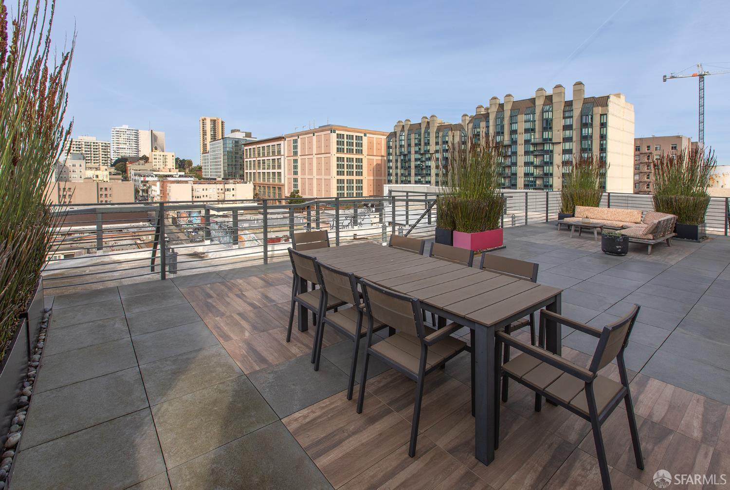 Detail Gallery Image 15 of 24 For 719 Larkin St #705,  San Francisco,  CA 94109 - 1 Beds | 1 Baths