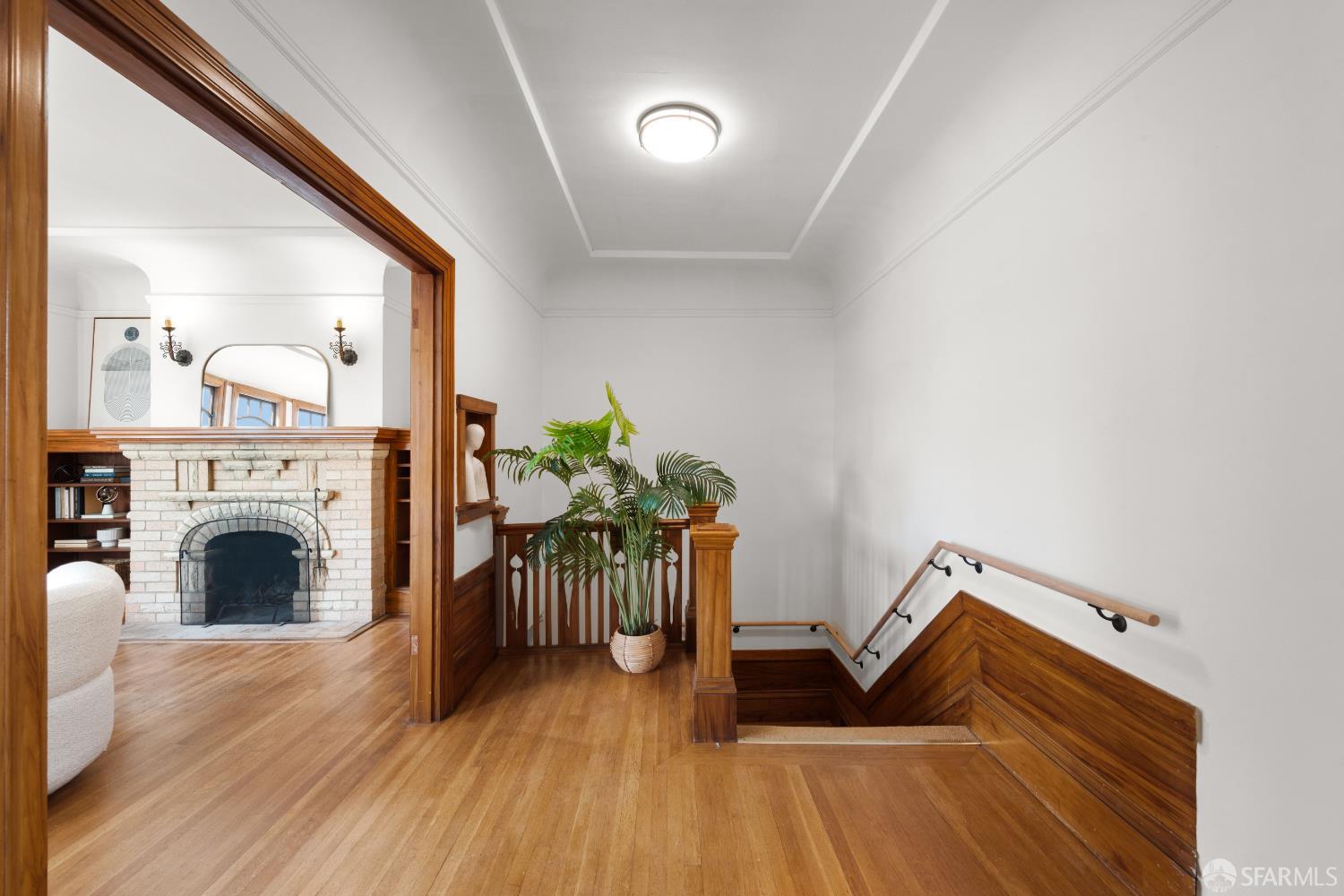 Detail Gallery Image 7 of 27 For 1577 Shrader St, San Francisco,  CA 94117 - 3 Beds | 1 Baths