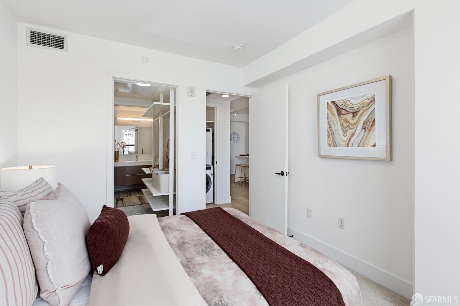 Detail Gallery Image 9 of 24 For 719 Larkin St #705,  San Francisco,  CA 94109 - 1 Beds | 1 Baths