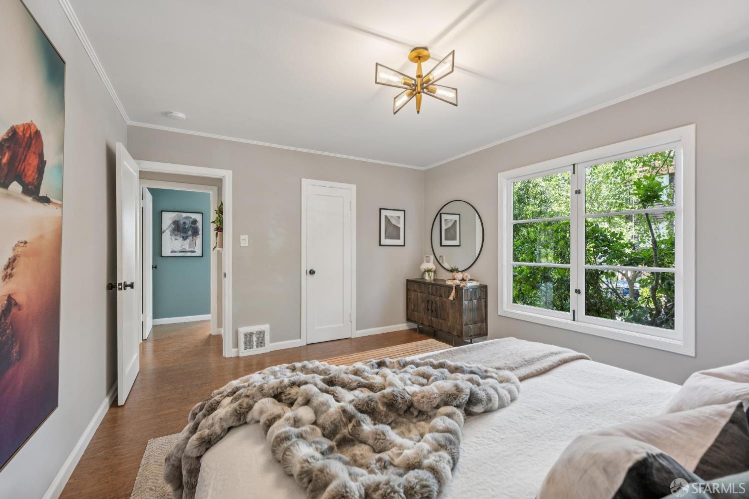 Detail Gallery Image 27 of 44 For 4901 17th St, San Francisco,  CA 94117 - 2 Beds | 1 Baths