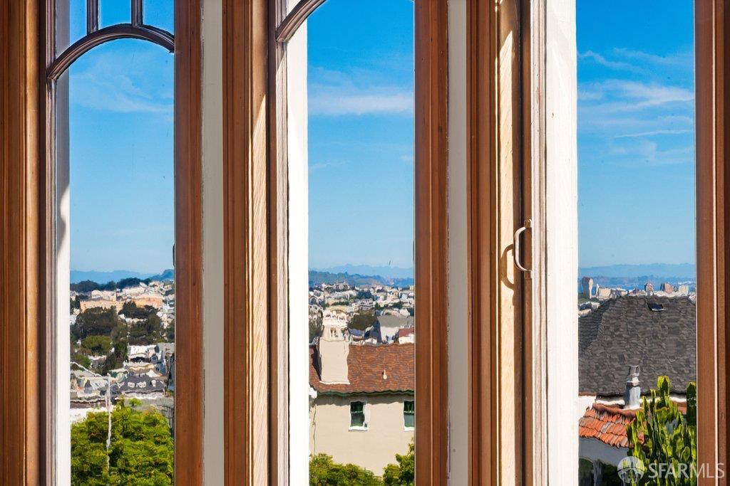 Detail Gallery Image 9 of 27 For 1577 Shrader St, San Francisco,  CA 94117 - 3 Beds | 1 Baths