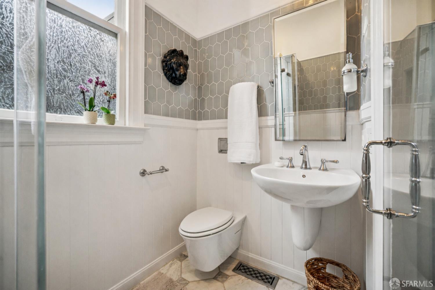 Photo #11: 426112292 Listing: Photo #11