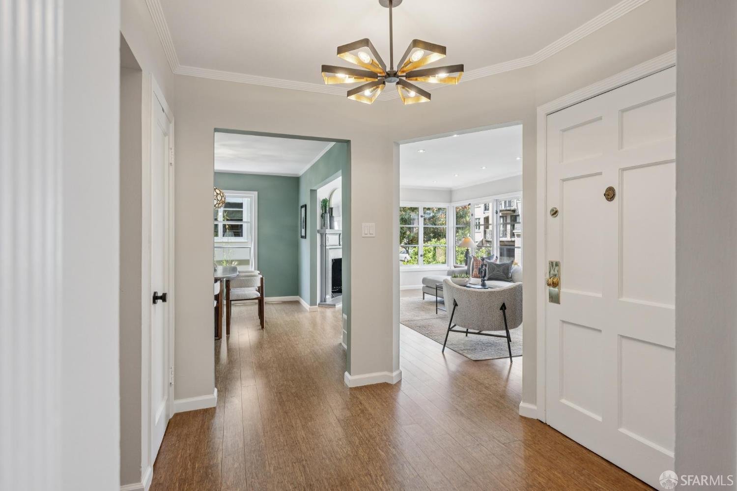 Detail Gallery Image 6 of 44 For 4901 17th St, San Francisco,  CA 94117 - 2 Beds | 1 Baths