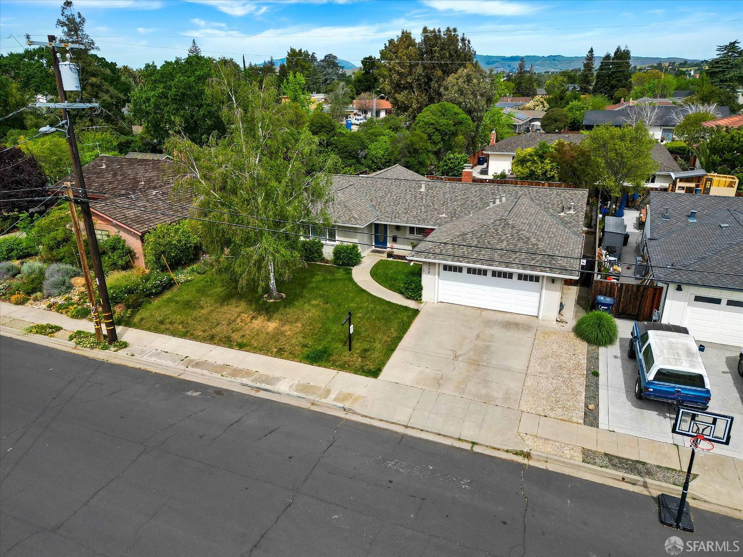 Detail Gallery Image 40 of 51 For 2290 Chateau Way, Livermore,  CA 94550 - 4 Beds | 3 Baths