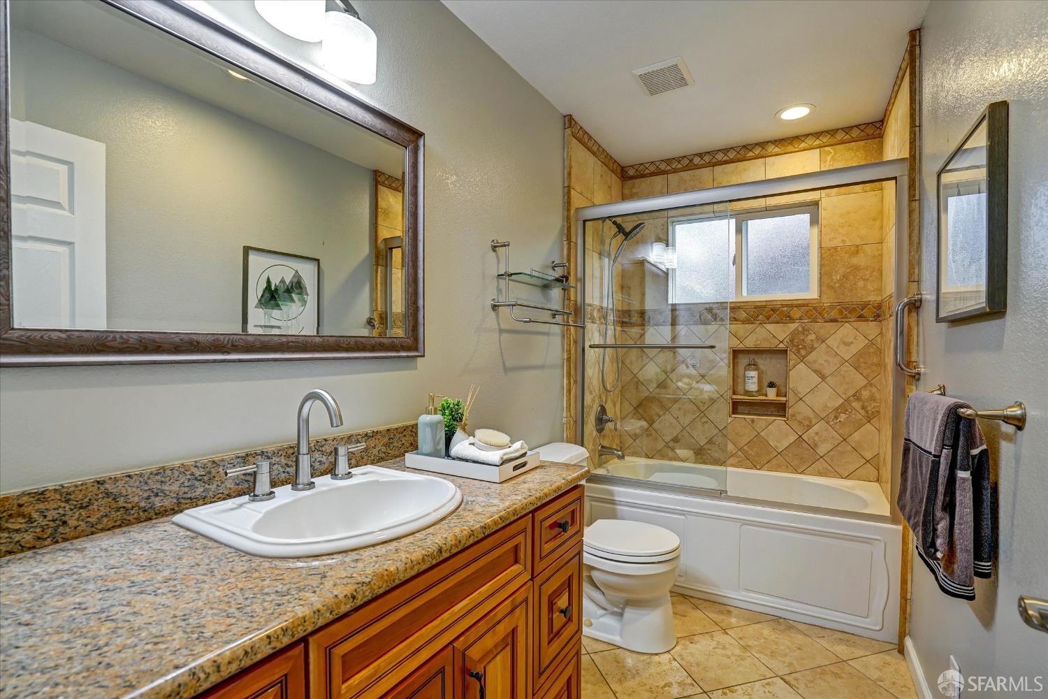 Detail Gallery Image 21 of 51 For 2290 Chateau Way, Livermore,  CA 94550 - 4 Beds | 3 Baths