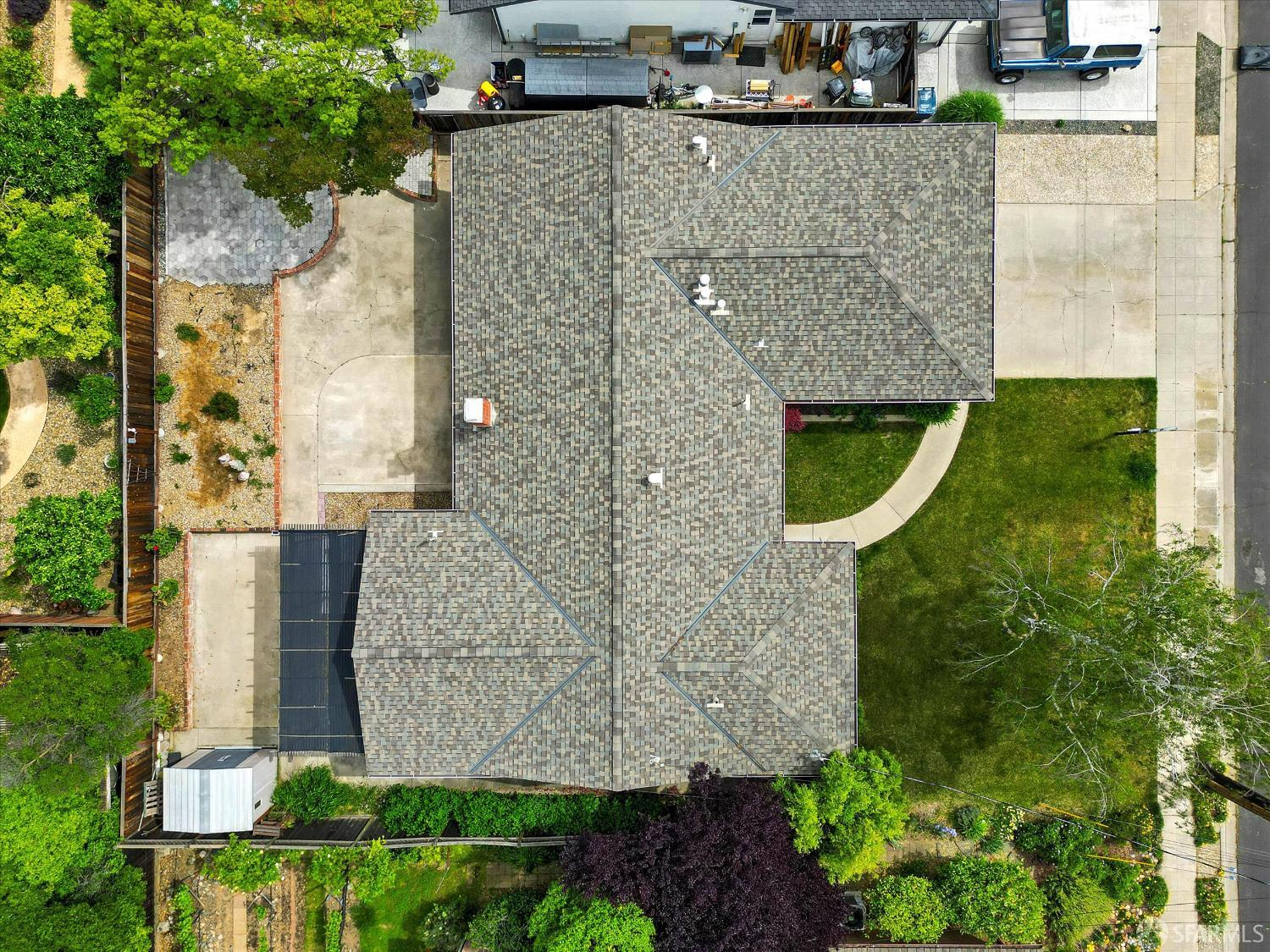 Detail Gallery Image 46 of 51 For 2290 Chateau Way, Livermore,  CA 94550 - 4 Beds | 3 Baths