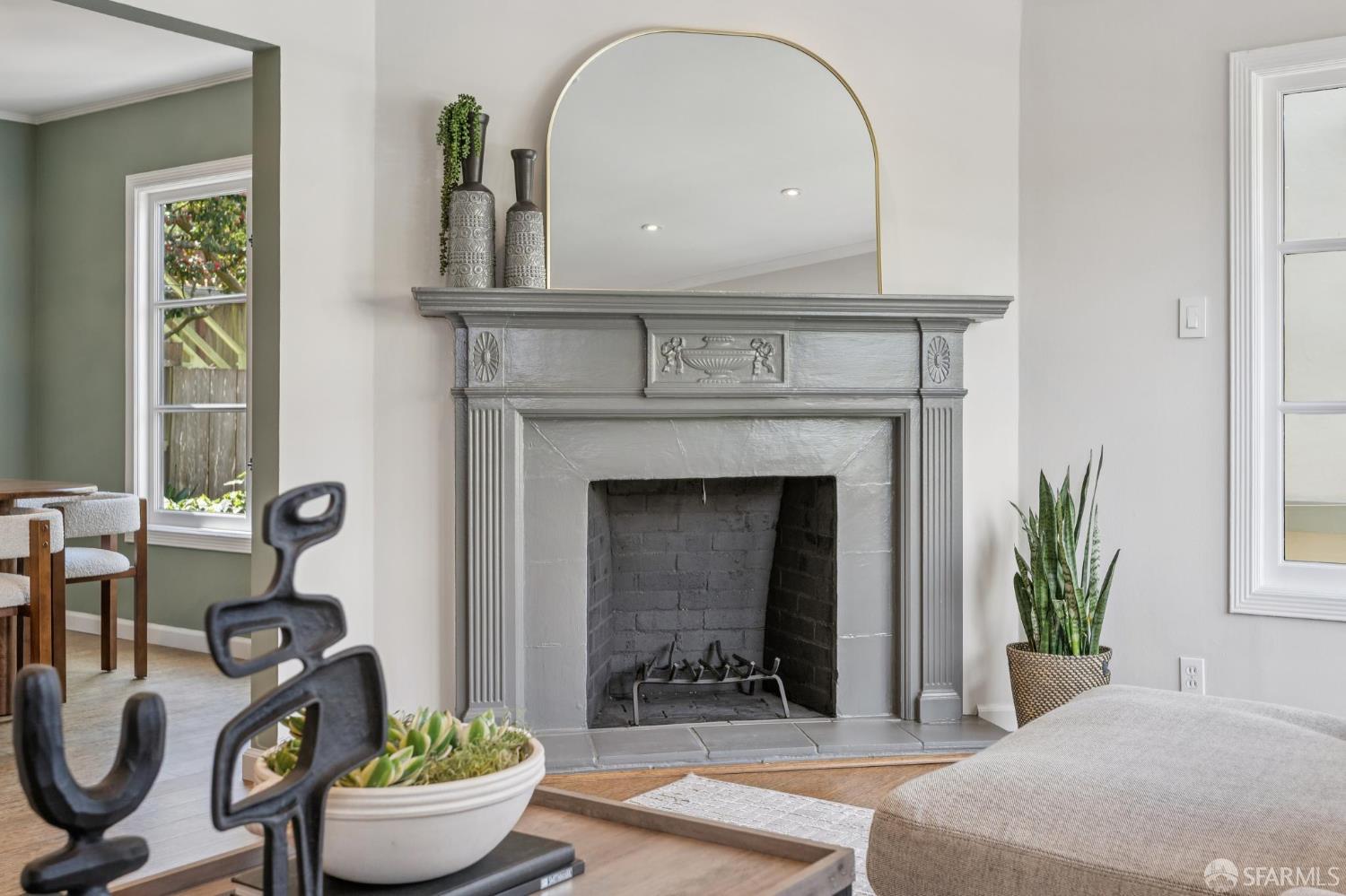 Detail Gallery Image 10 of 44 For 4901 17th St, San Francisco,  CA 94117 - 2 Beds | 1 Baths