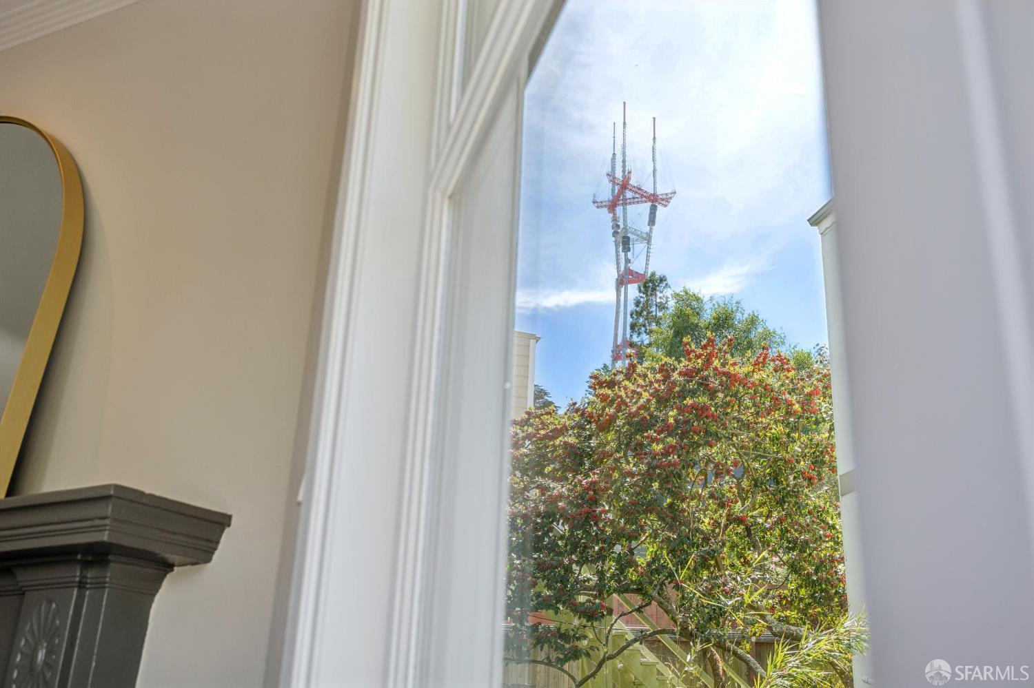 Detail Gallery Image 11 of 44 For 4901 17th St, San Francisco,  CA 94117 - 2 Beds | 1 Baths