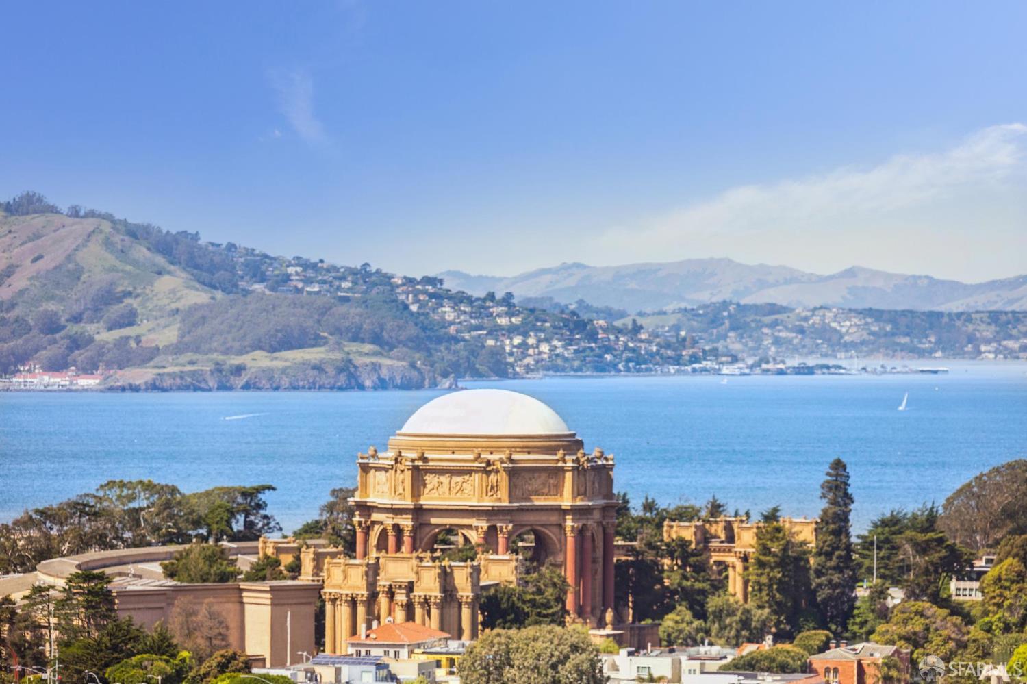 Detail Gallery Image 42 of 62 For 2684 Green St, San Francisco,  CA 94123 - 4 Beds | 4/1 Baths