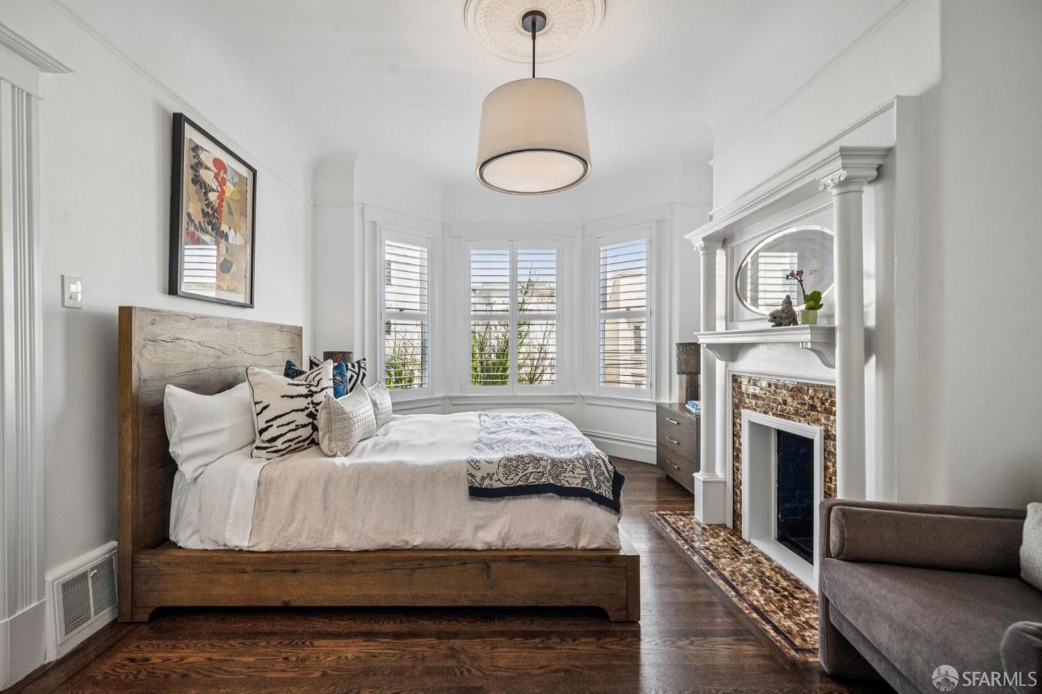 Photo #5: 426112292 Listing: Photo #5