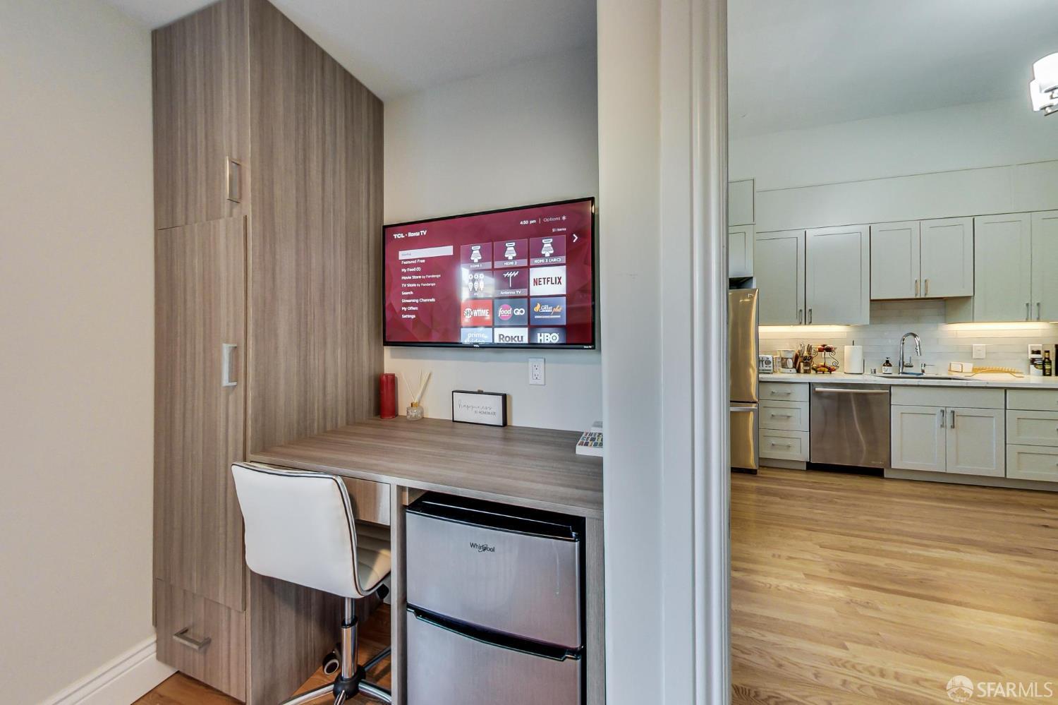 Photo #19: 426116352 Listing: Photo #19