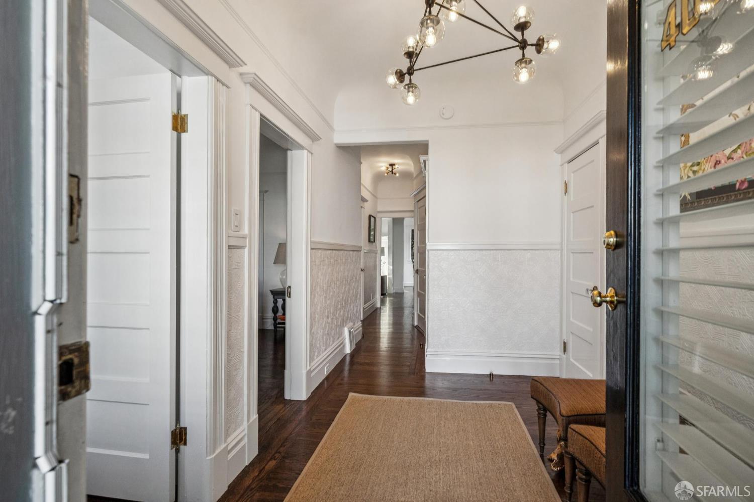 Photo #3: 426112292 Listing: Photo #3