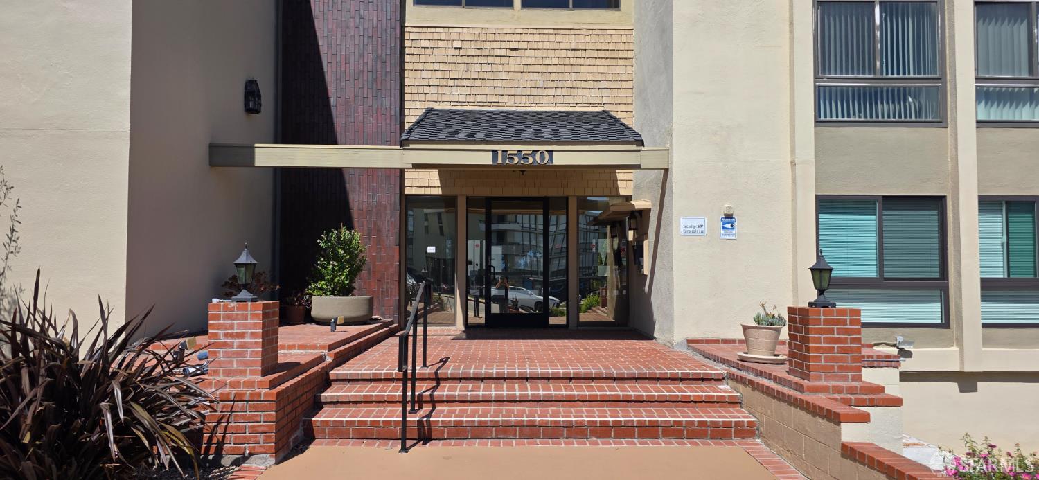 Detail Gallery Image 3 of 29 For 1550 Frontera Way #109,  Millbrae,  CA 94030 - 2 Beds | 2 Baths