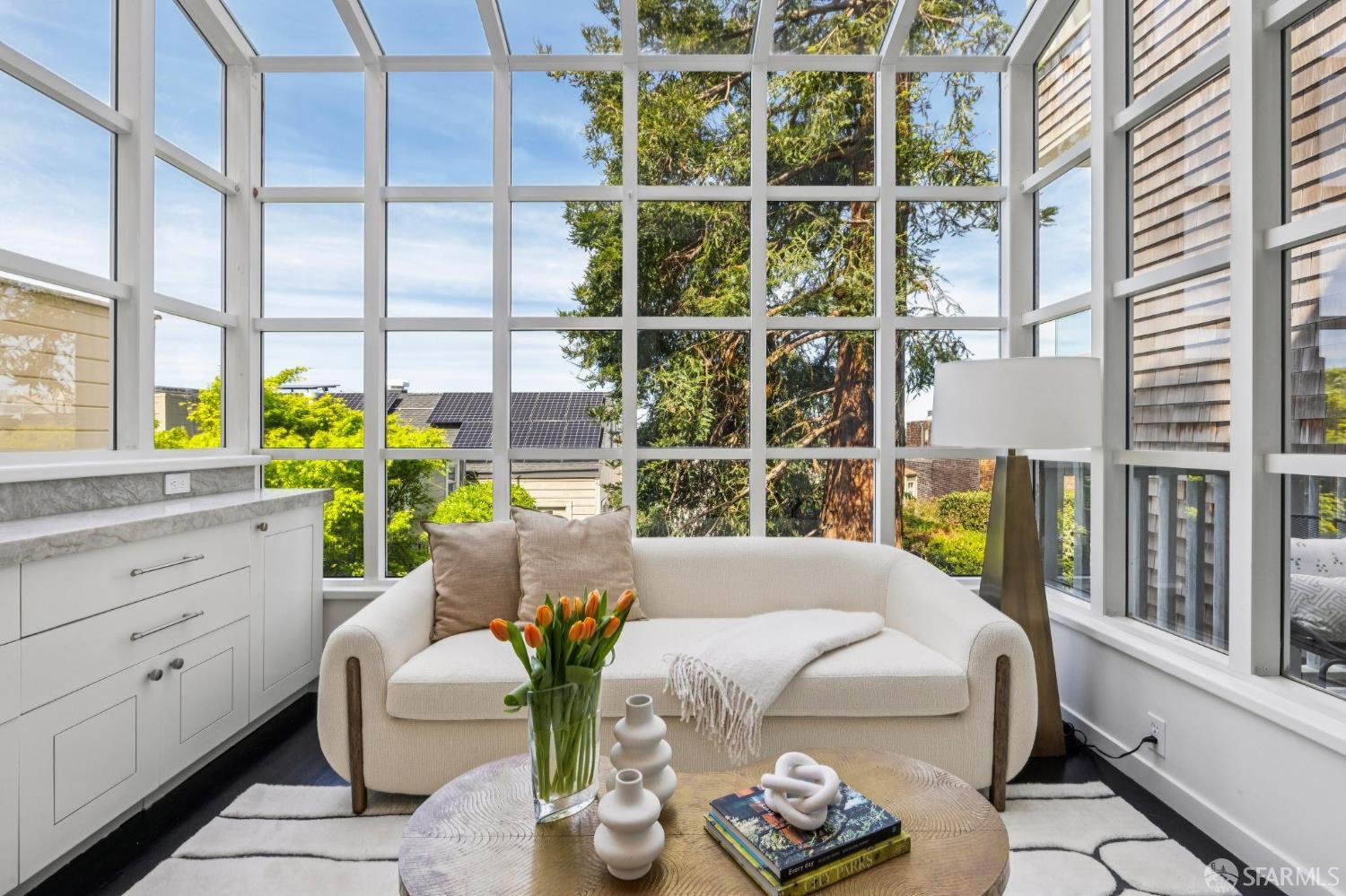 Detail Gallery Image 14 of 62 For 2684 Green St, San Francisco,  CA 94123 - 4 Beds | 4/1 Baths