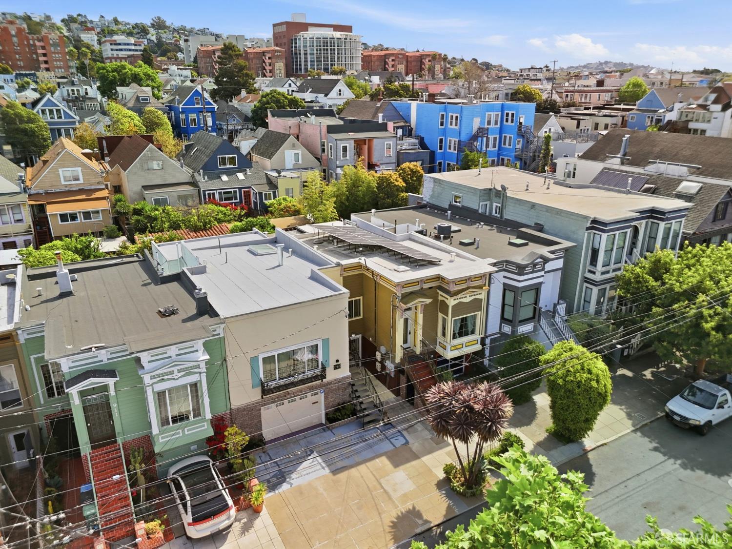 Detail Gallery Image 6 of 15 For 913 Florida St, San Francisco,  CA 94110 - 2 Beds | 1 Baths