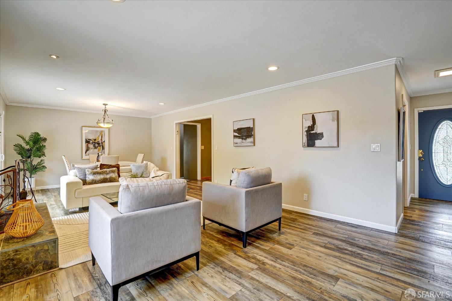 Detail Gallery Image 6 of 51 For 2290 Chateau Way, Livermore,  CA 94550 - 4 Beds | 3 Baths