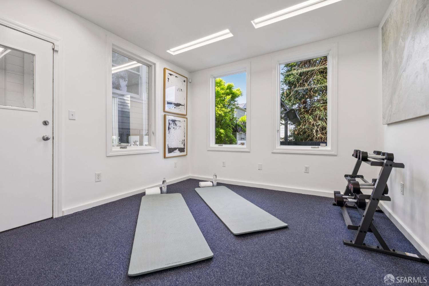 Detail Gallery Image 56 of 62 For 2684 Green St, San Francisco,  CA 94123 - 4 Beds | 4/1 Baths