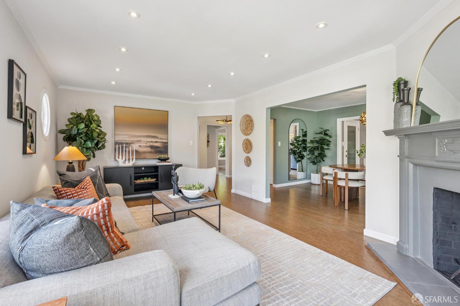 Detail Gallery Image 14 of 44 For 4901 17th St, San Francisco,  CA 94117 - 2 Beds | 1 Baths