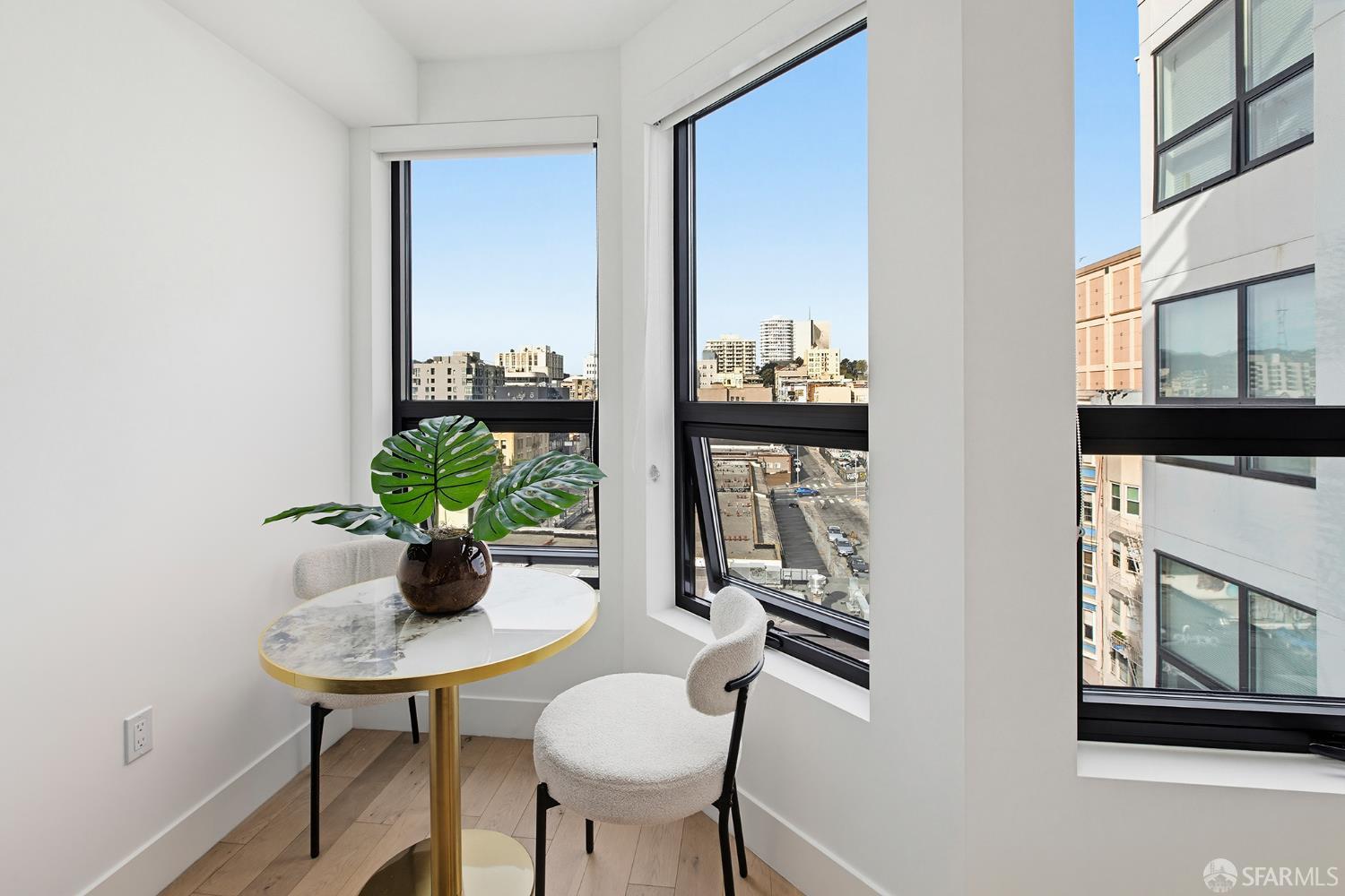 Detail Gallery Image 6 of 24 For 719 Larkin St #705,  San Francisco,  CA 94109 - 1 Beds | 1 Baths