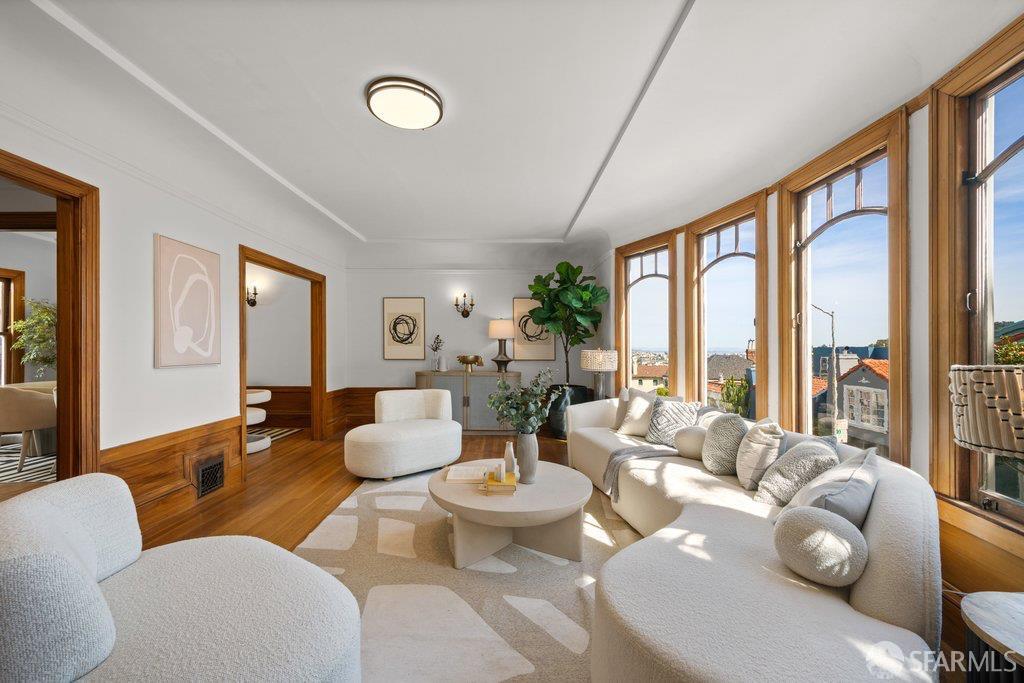 Detail Gallery Image 10 of 27 For 1577 Shrader St, San Francisco,  CA 94117 - 3 Beds | 1 Baths