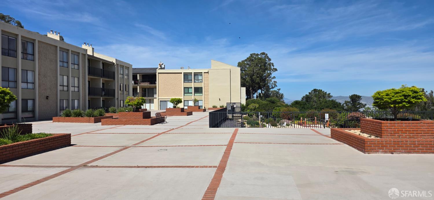 Detail Gallery Image 19 of 29 For 1550 Frontera Way #109,  Millbrae,  CA 94030 - 2 Beds | 2 Baths