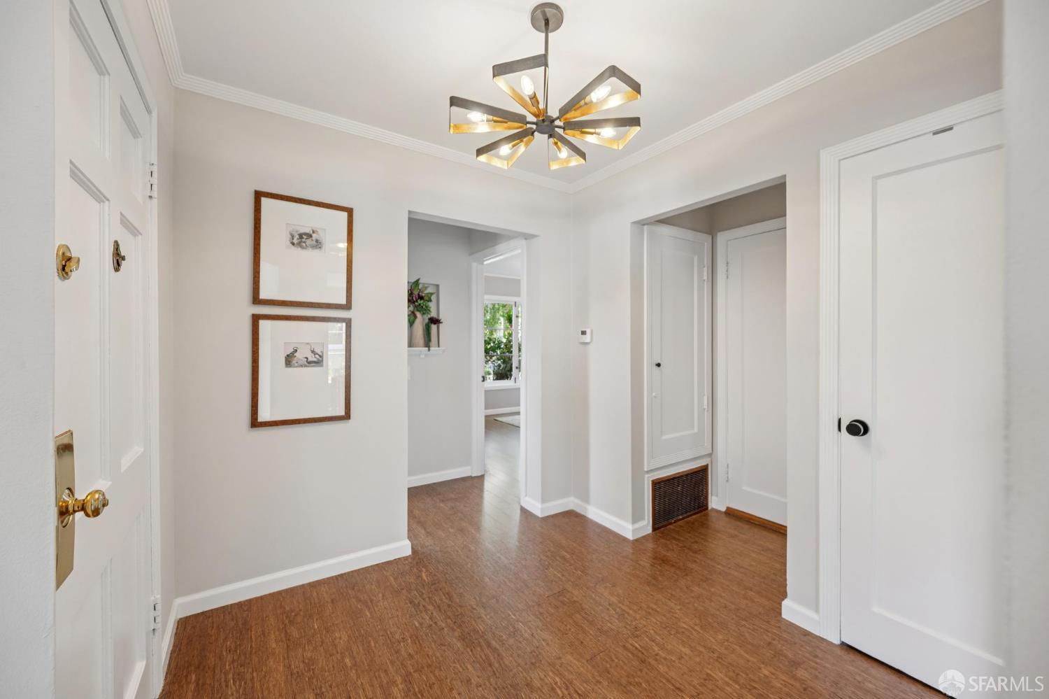 Detail Gallery Image 24 of 44 For 4901 17th St, San Francisco,  CA 94117 - 2 Beds | 1 Baths